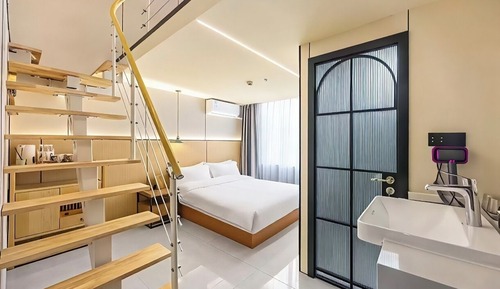 Superior Condo