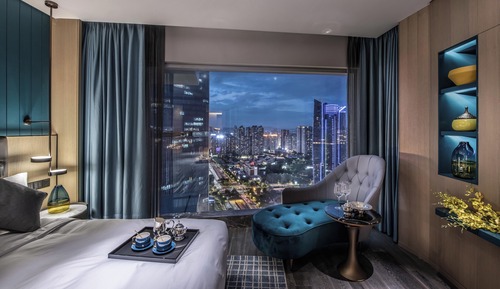 Stylish City View Twin Room