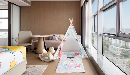 Premium Room, 1 King Bed (Kids Theme)