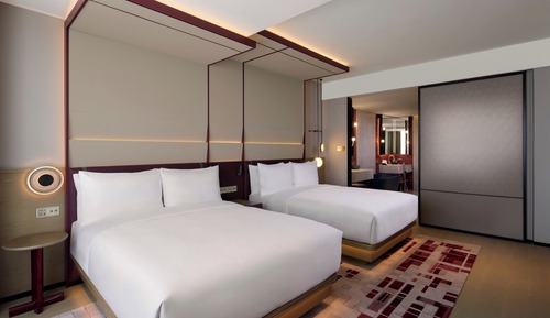TWO QUEEN PREMIUM SUITE