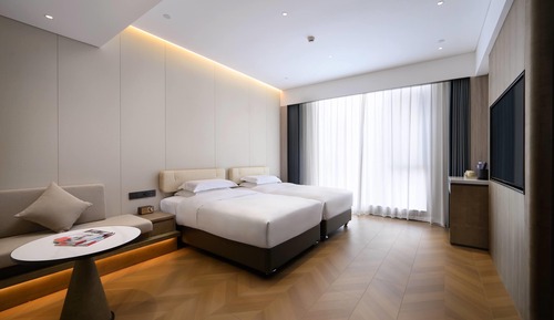 Room, 2 Twin Beds (Selected)
