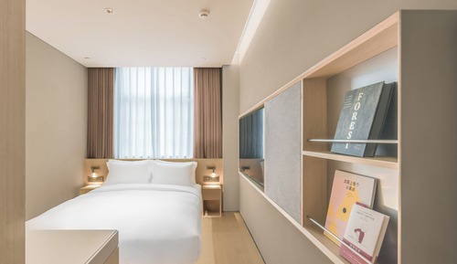 Standard Room, Non Smoking, City View