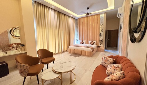 Executive Studio Suite