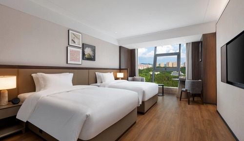 Standard Room, Multiple Beds, Non Smoking