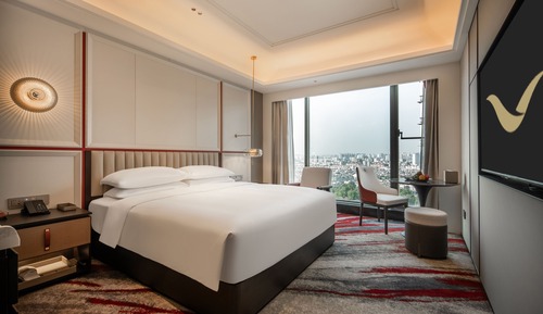 Executive Room, 1 King Bed, Accessible