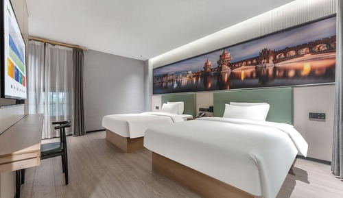 Premium Suite, 2 Double Beds, Ensuite