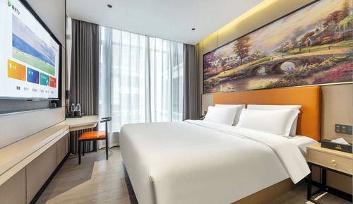 Deluxe Single Room, 1 Queen Bed, Ensuite, City View