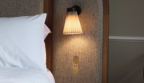 Deluxe Room, 1 Queen Bed, City View