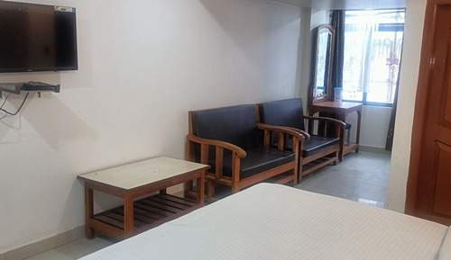 Deluxe Triple Room, City View