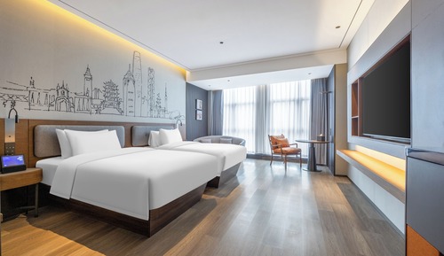 Superior Twin Room, City View