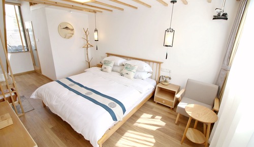 Comfort Double Room, 1 King Bed, Microwave, Garden View