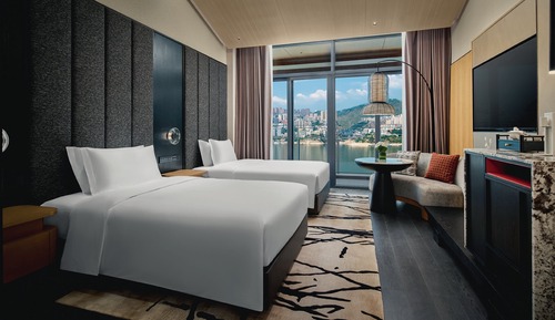 2 Double Standard River View