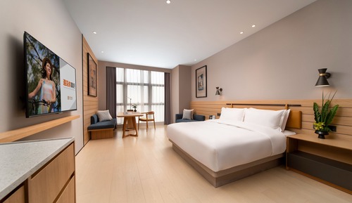 Privilege Queen Room