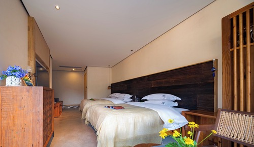 Senior Triple Room