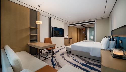 Deluxe Room, 1 King Bed