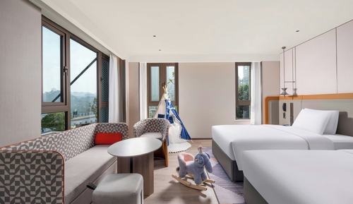 1 King and 1 Double Standard River View