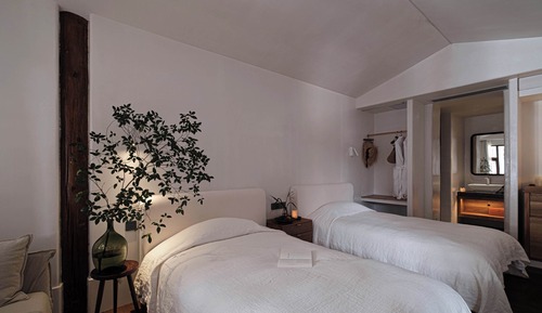 Family Suite, Courtyard View