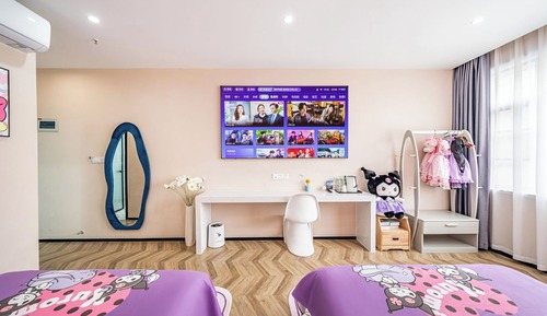 Signature Twin Room