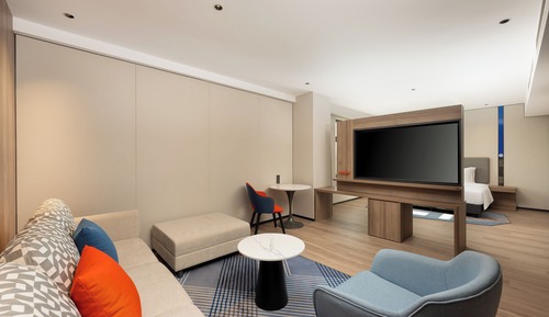 Suite, 1 King Bed