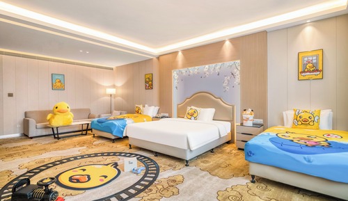 Executive Quadruple Room