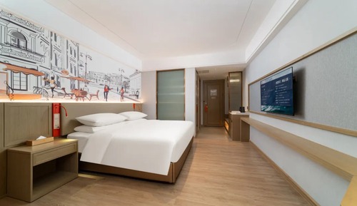 Superior Single Room, City View