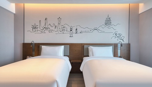 Luxury Twin Room