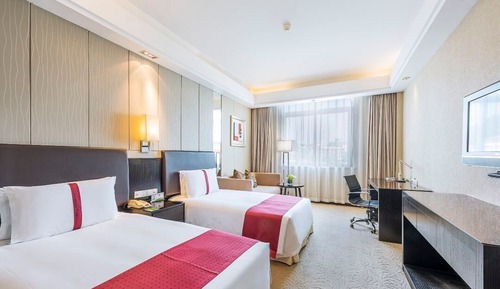 Executive Twin Room, Lake View