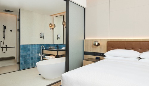 Room, 1 King Bed, City View