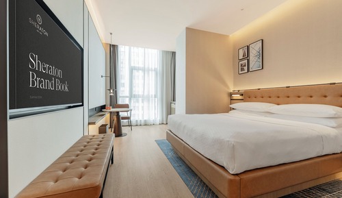 Superior Room, 1 King Bed