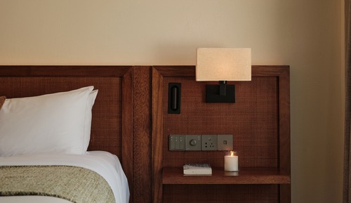Basic Room, 1 Queen Bed