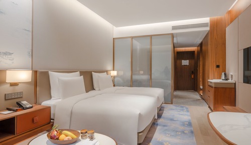 Deluxe Lake View Twin Room