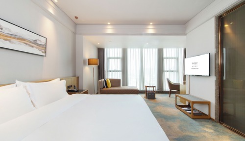 Luxury Room, 1 King Bed