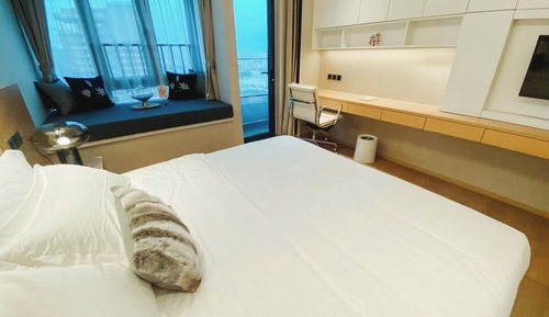 Deluxe Double Room with Balcony