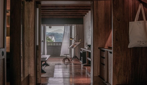 Elite Room