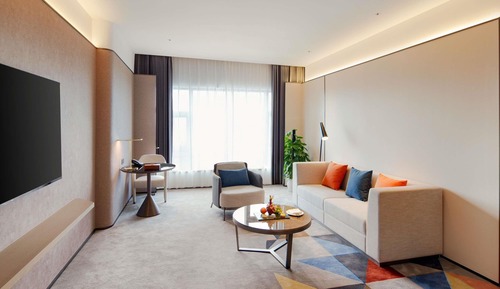 Suite, 1 King Bed