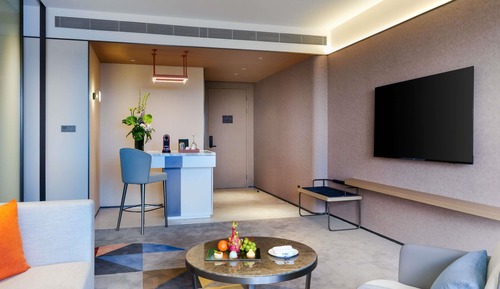 Superior Suite, 1 King Bed with Sofa bed