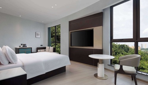 Premium Room, 1 King Bed, Non Smoking