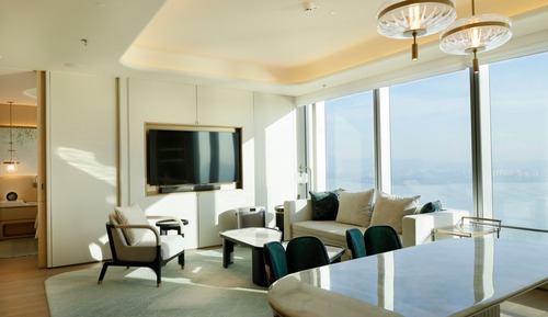 Executive Bay View Suite