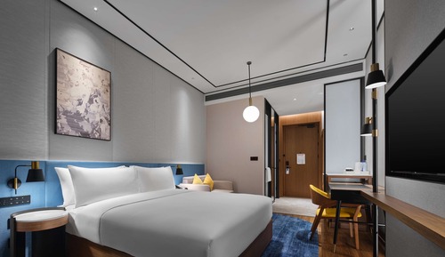 Deluxe Room, 1 King Bed