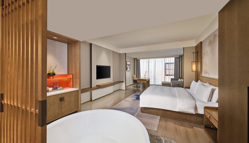 Junior Suite, 1 King Bed