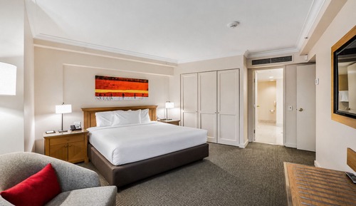 Raffles Suite - Staycation