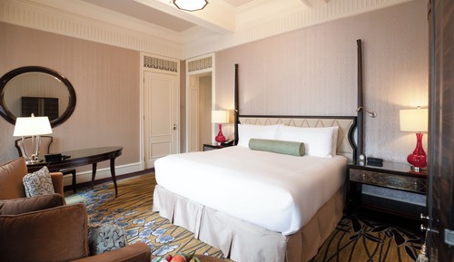 Fairmont Gold, 1 King Bed, Non Smoking, Executive Level