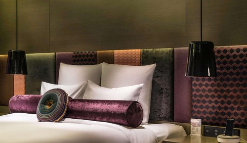 Deluxe Room, 1 King Bed