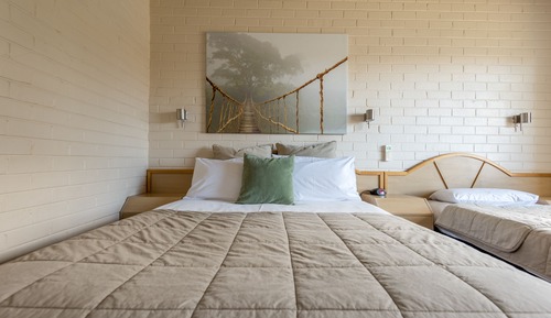 Twin room with one Queen Bed and one Single Bed