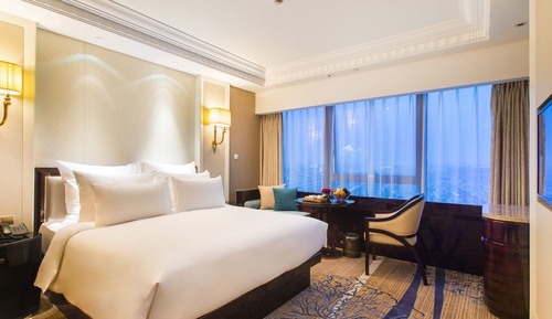City View King Room