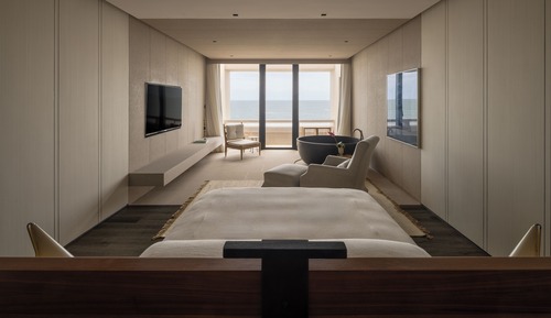 Studio, Sea View