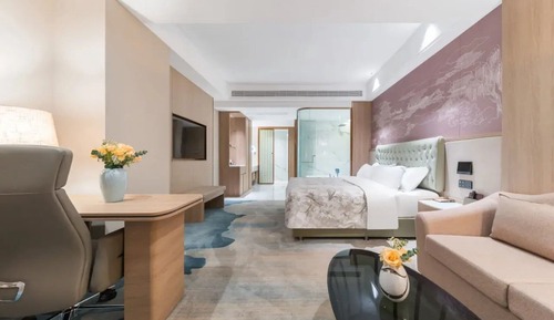 Premier Double Room, City View