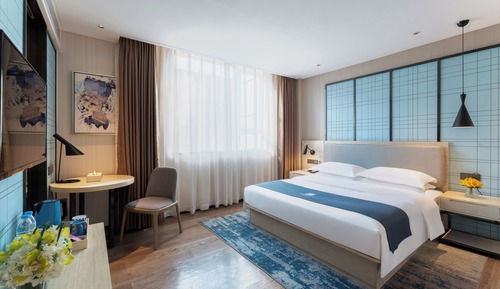 Comfort Double Room, City View