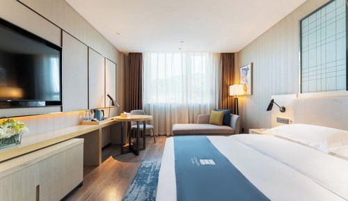 Standard Double Room, City View