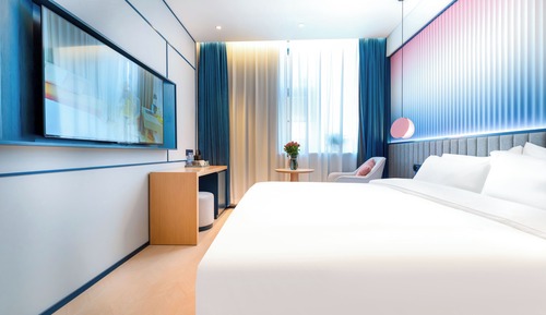 Superior Double Room, City View